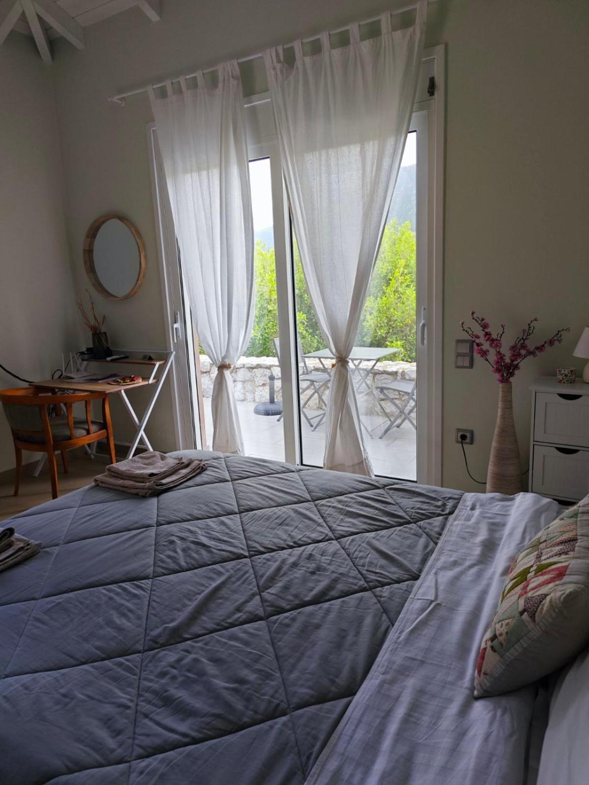 Melissafarm Guest House Epidaurus Bagian luar foto