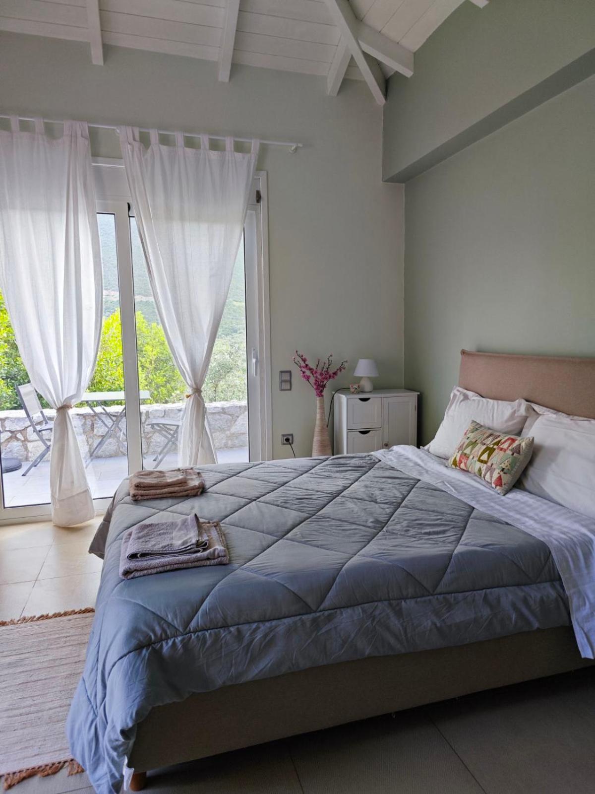 Melissafarm Guest House Epidaurus Bagian luar foto